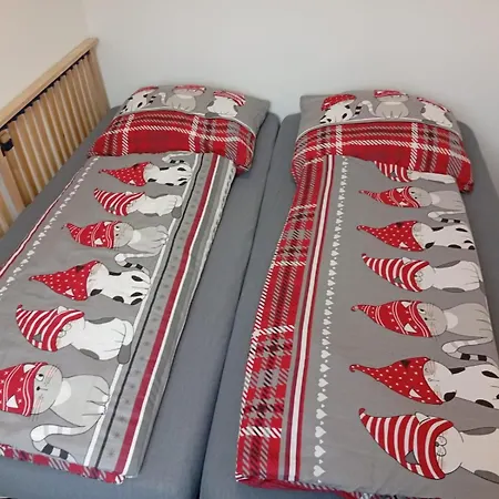 Utulne A Cenovo Dostupne Ubytovanie V Presove - Smart Tv, Wi-Fi, Voyo, Plne Vybavena Kuchyna, Pracka, Susicka, Bezplatne Parkovanie, Vyhodne Dlhodobe Pobyty アパート *