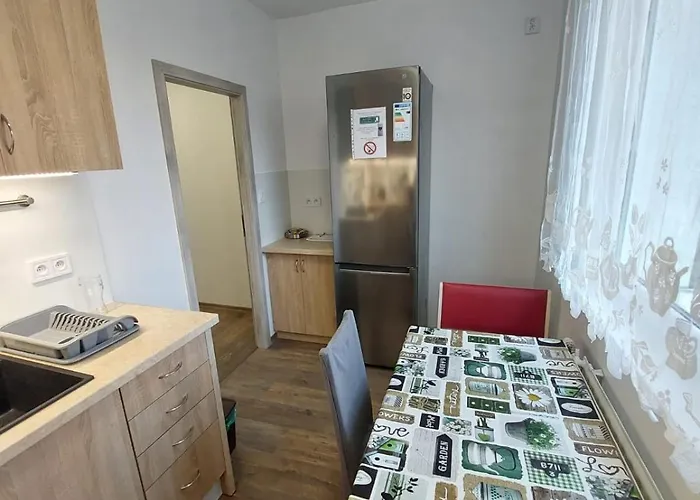 アパート Utulne A Cenovo Dostupne Ubytovanie V Presove - Smart Tv, Wi-Fi, Voyo, Plne Vybavena Kuchyna, Pracka, Susicka, Bezplatne Parkovanie, Vyhodne Dlhodobe Pobyty