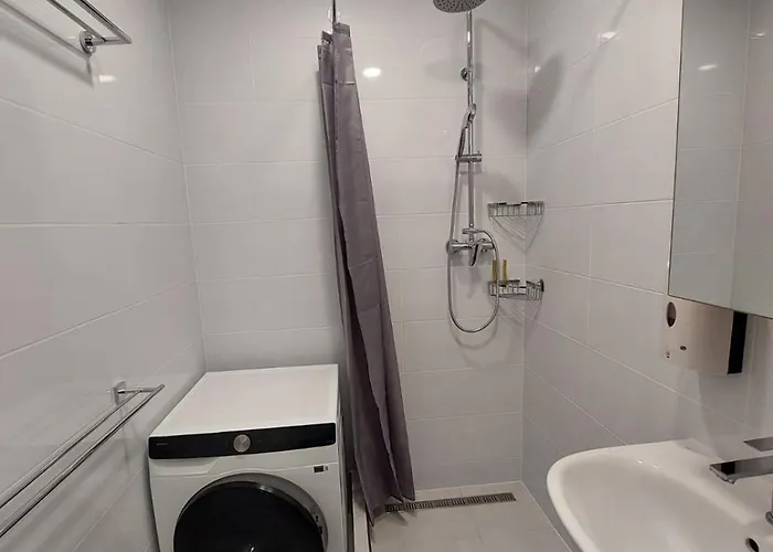 アパート Utulne A Cenovo Dostupne Ubytovanie V Presove - Smart Tv, Wi-Fi, Voyo, Plne Vybavena Kuchyna, Pracka, Susicka, Bezplatne Parkovanie, Vyhodne Dlhodobe Pobyty